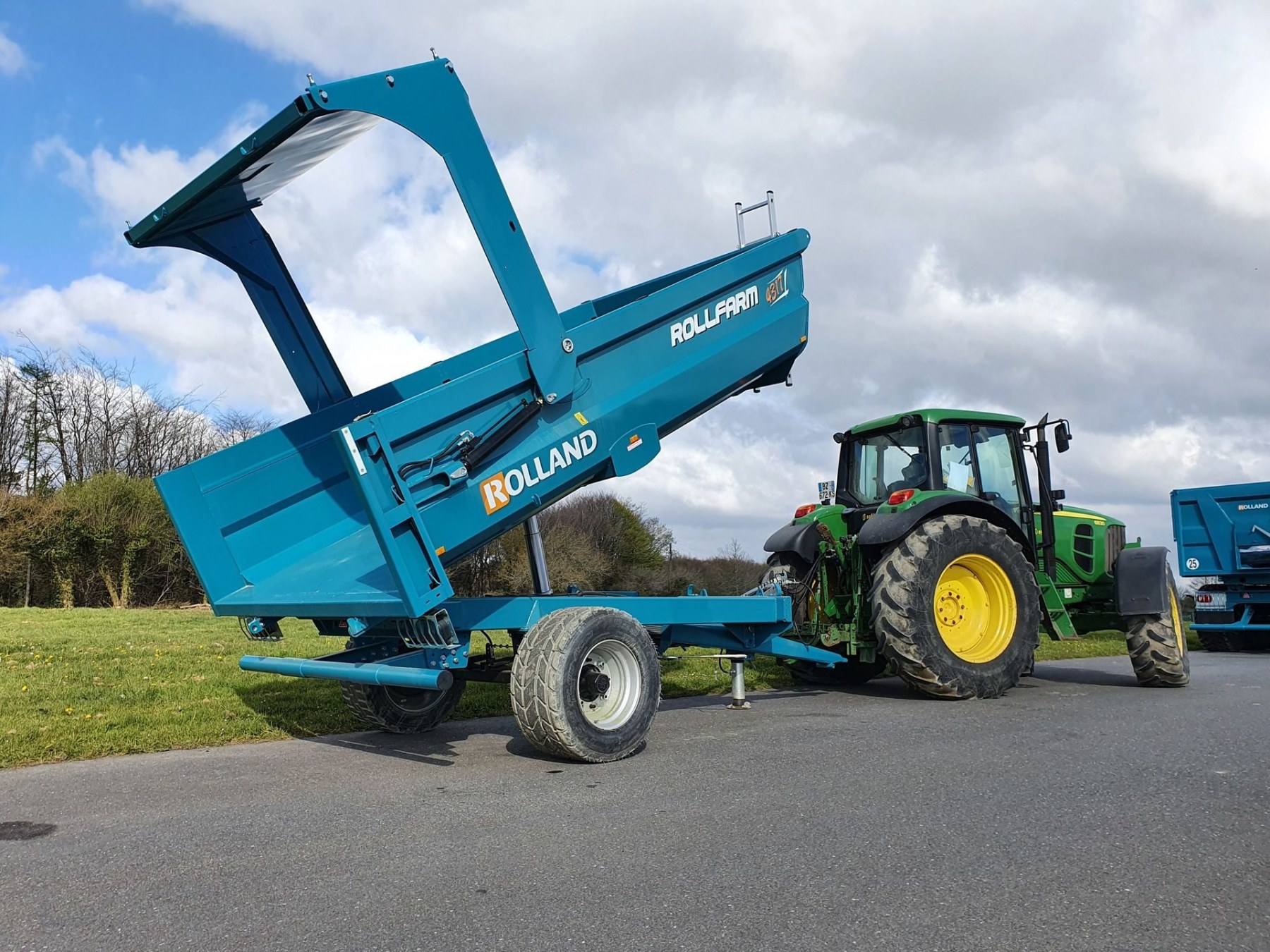 benne-rollfarm-4317-full-l_in01