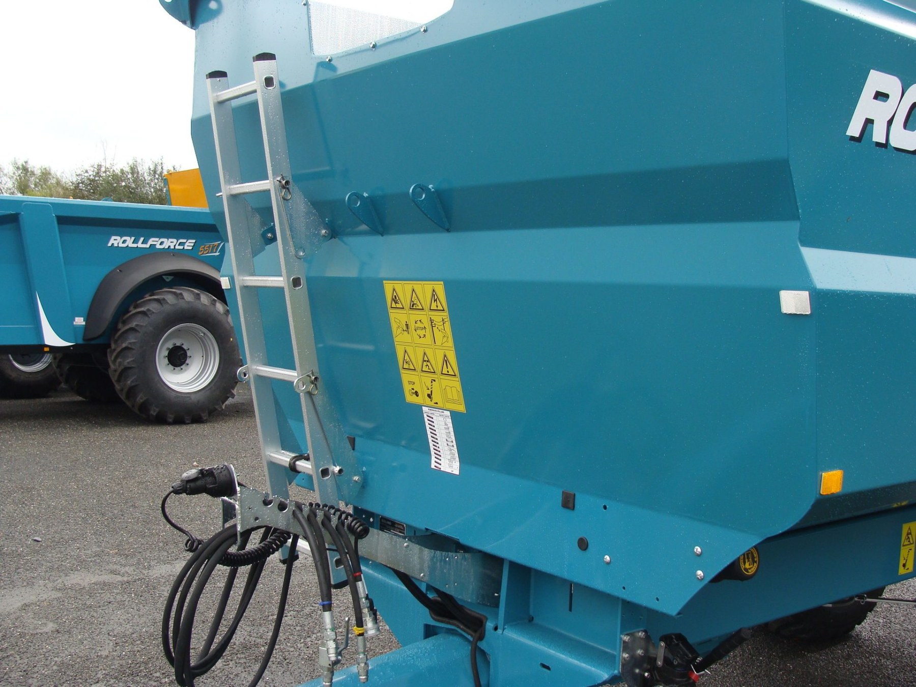 benne-rollfarm-5023-full-l_plan02