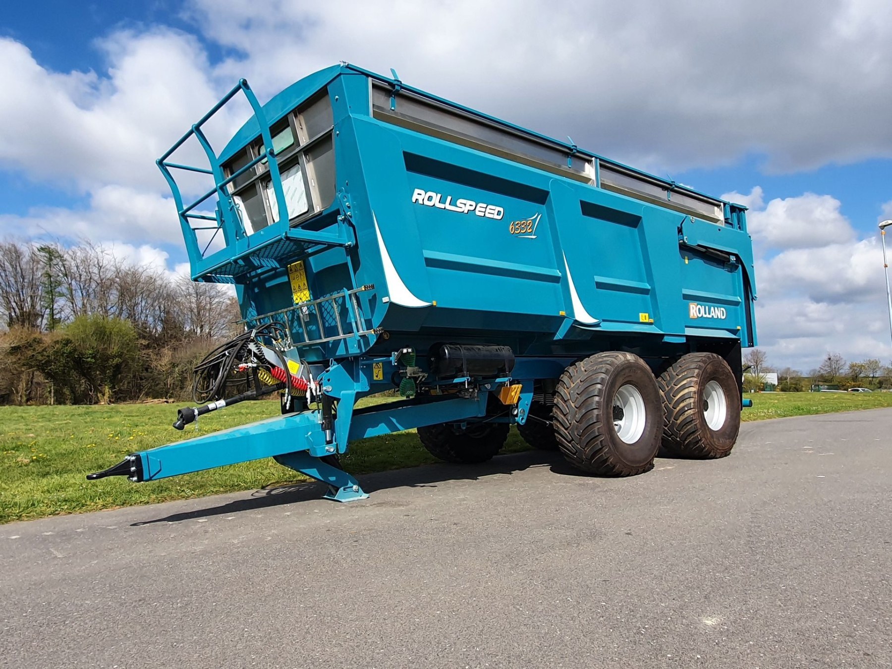 benne-rollspeed-6332-full-l_in02