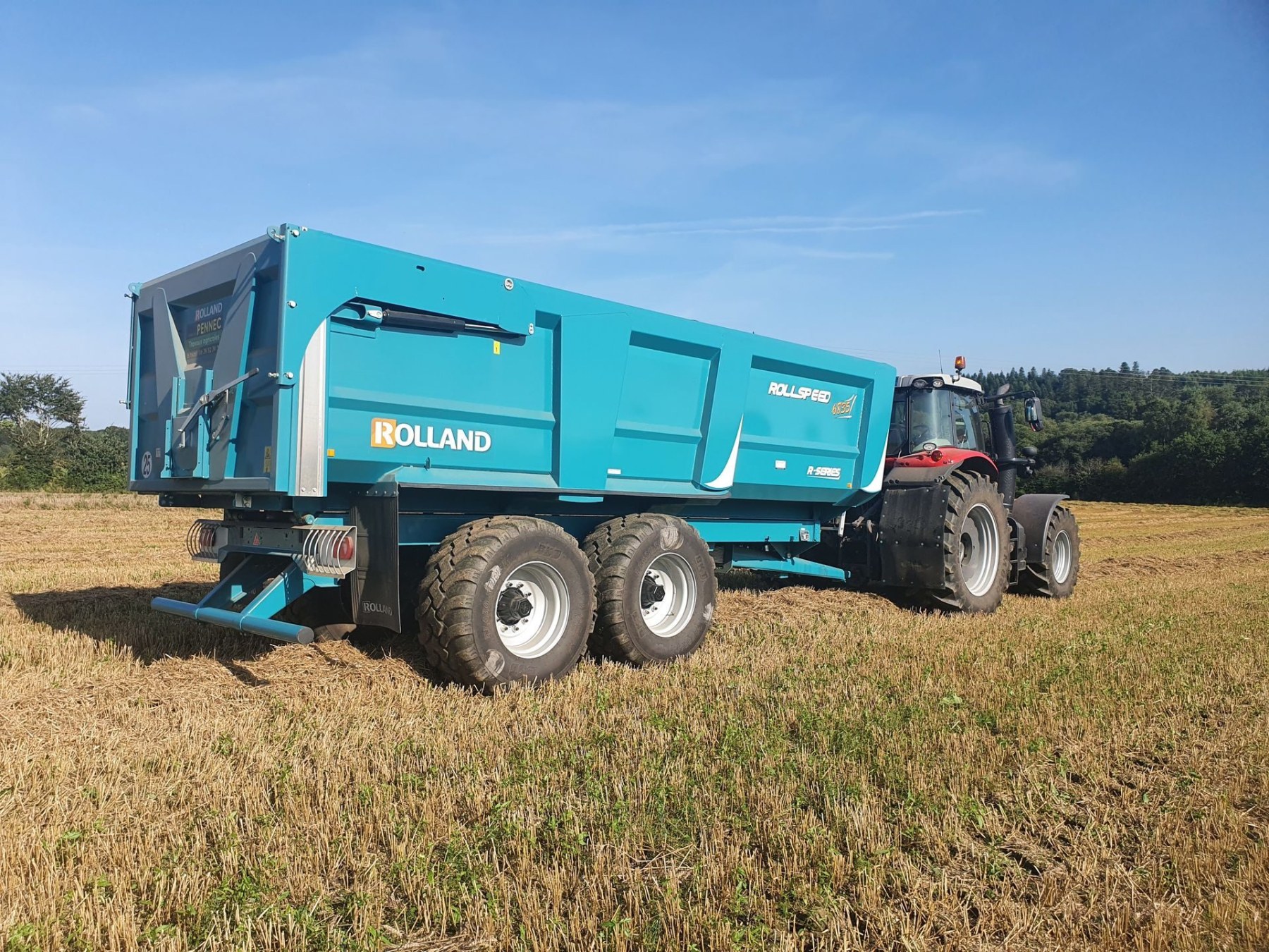 benne-rollspeed-6835-full-l_out02