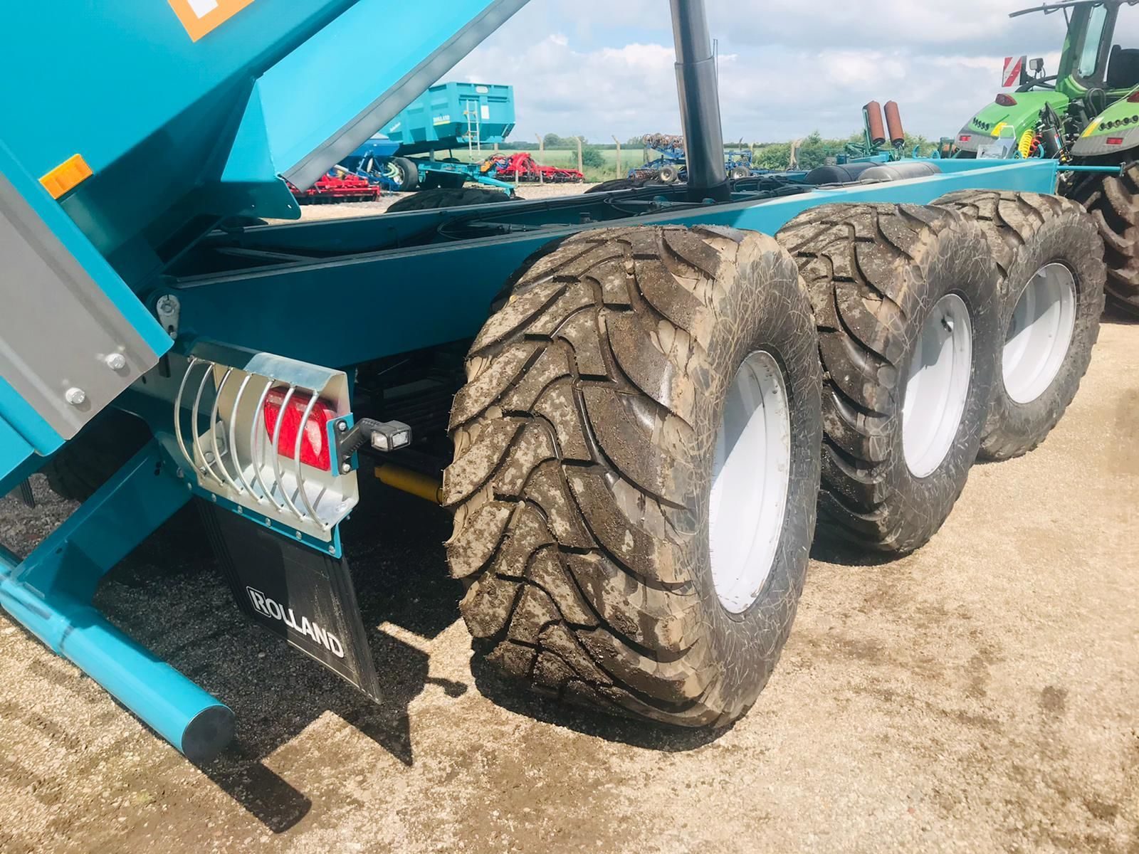 benne-rollspeed-7845-full-l_plan01