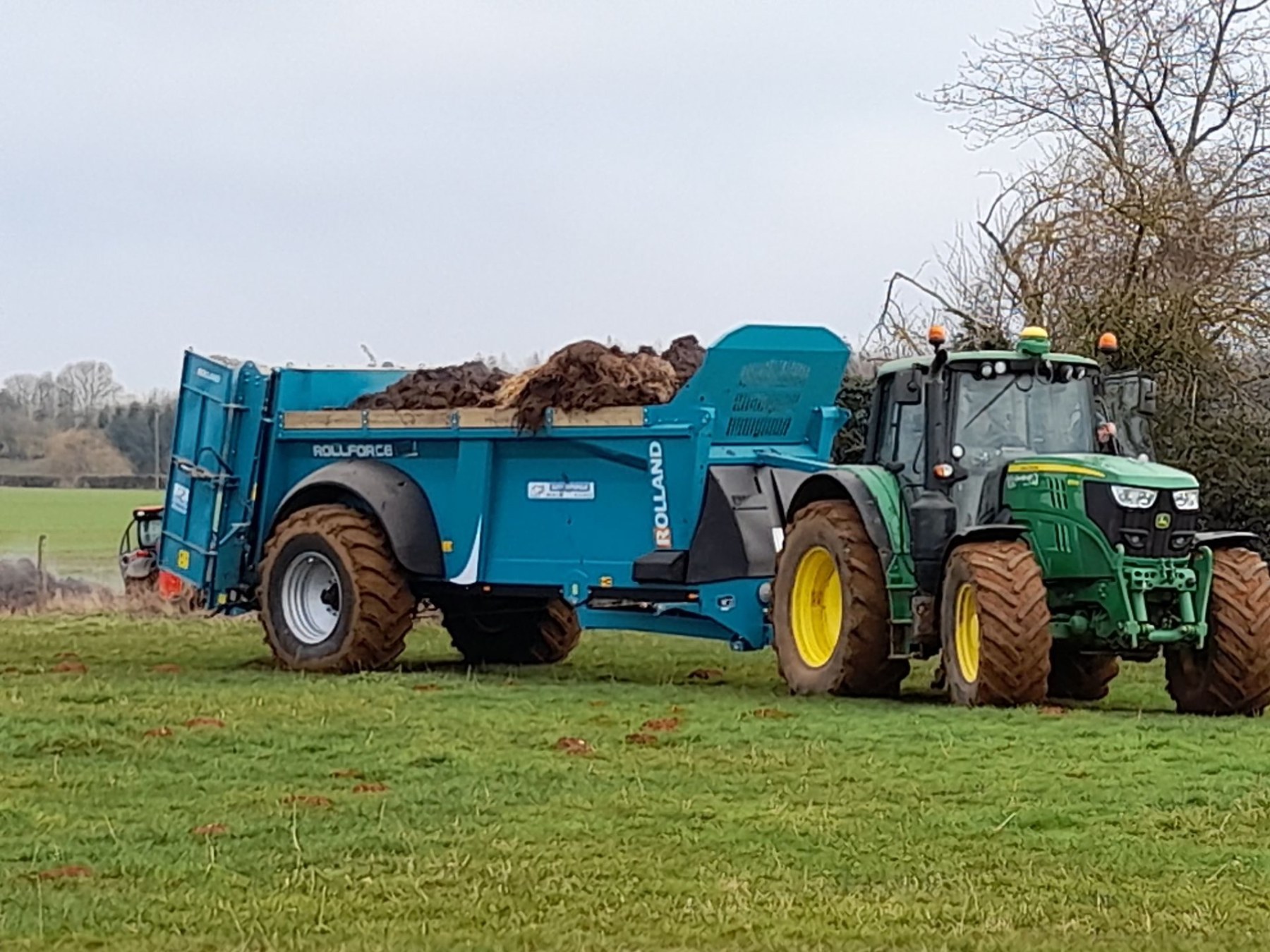 epandeur-rf-6115-full-l_out01