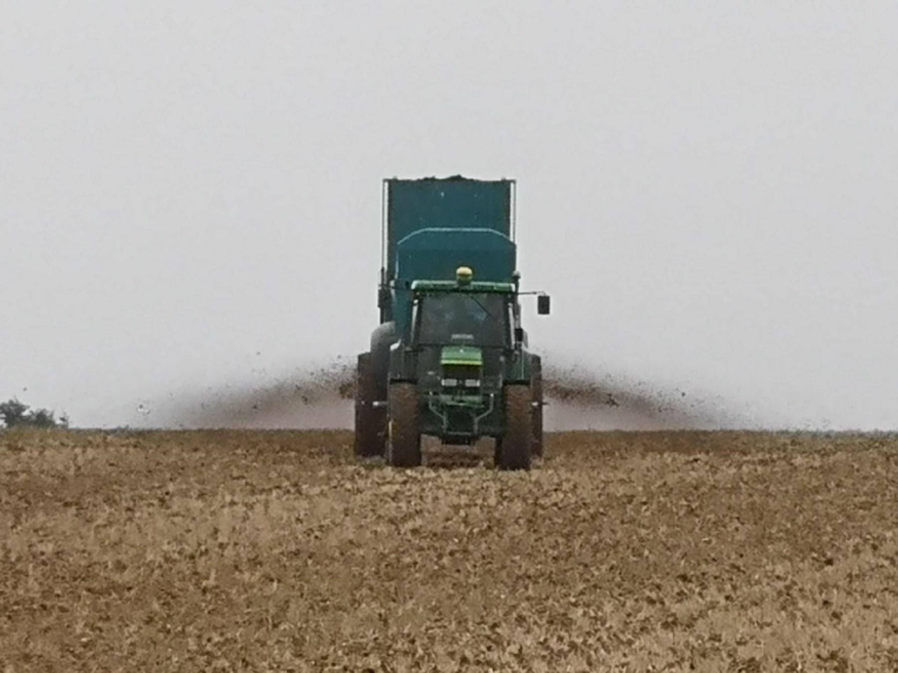 epandeur-rf-6118-full-l_in02