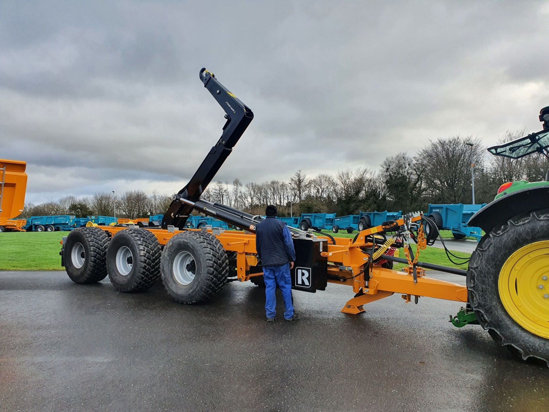 ampliroll-ap-7526-full-l_out02