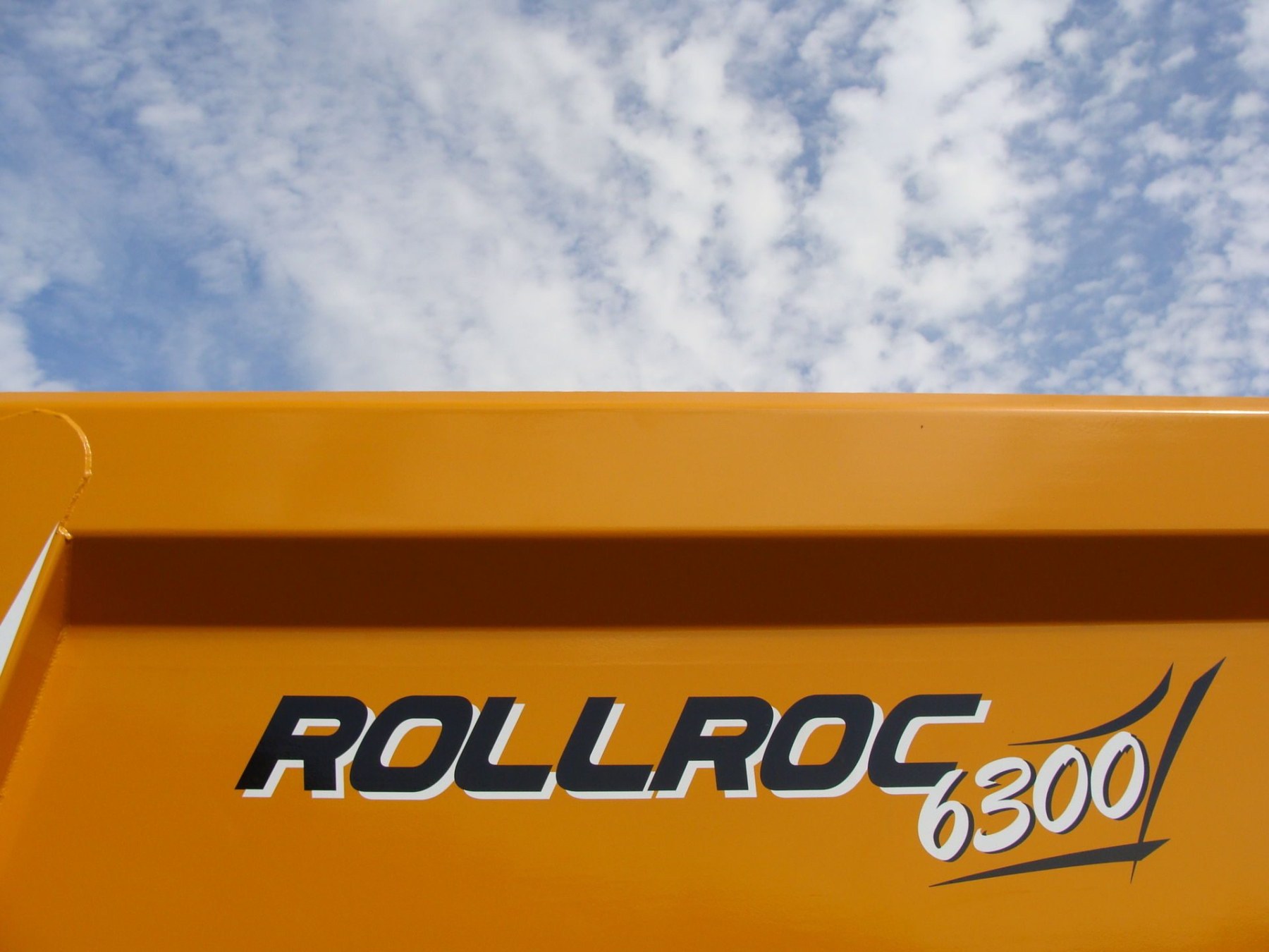 benne-tp-rollroc-6300-full-l_in02