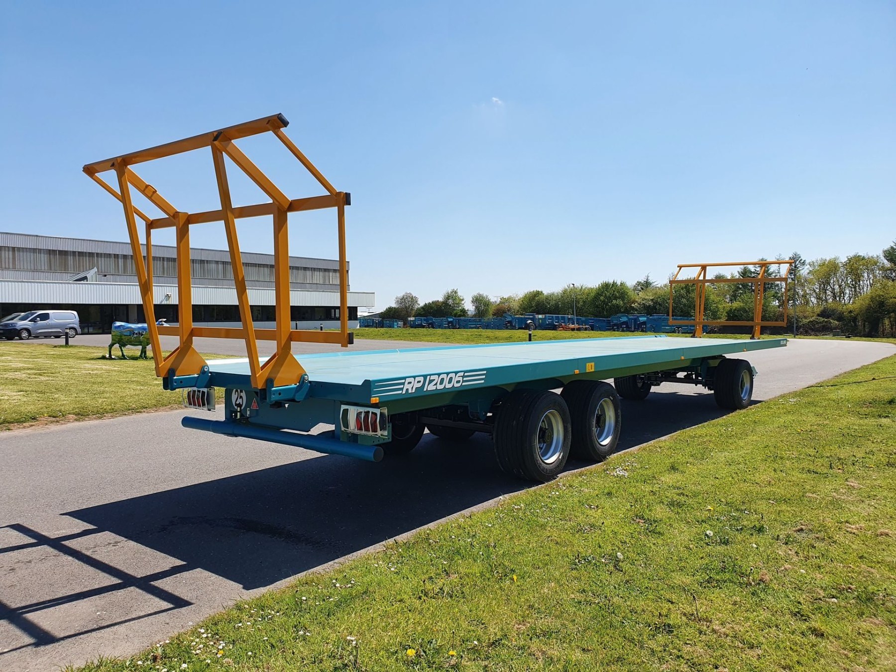 plateau-plateau-lsel-12006-full-l_out02