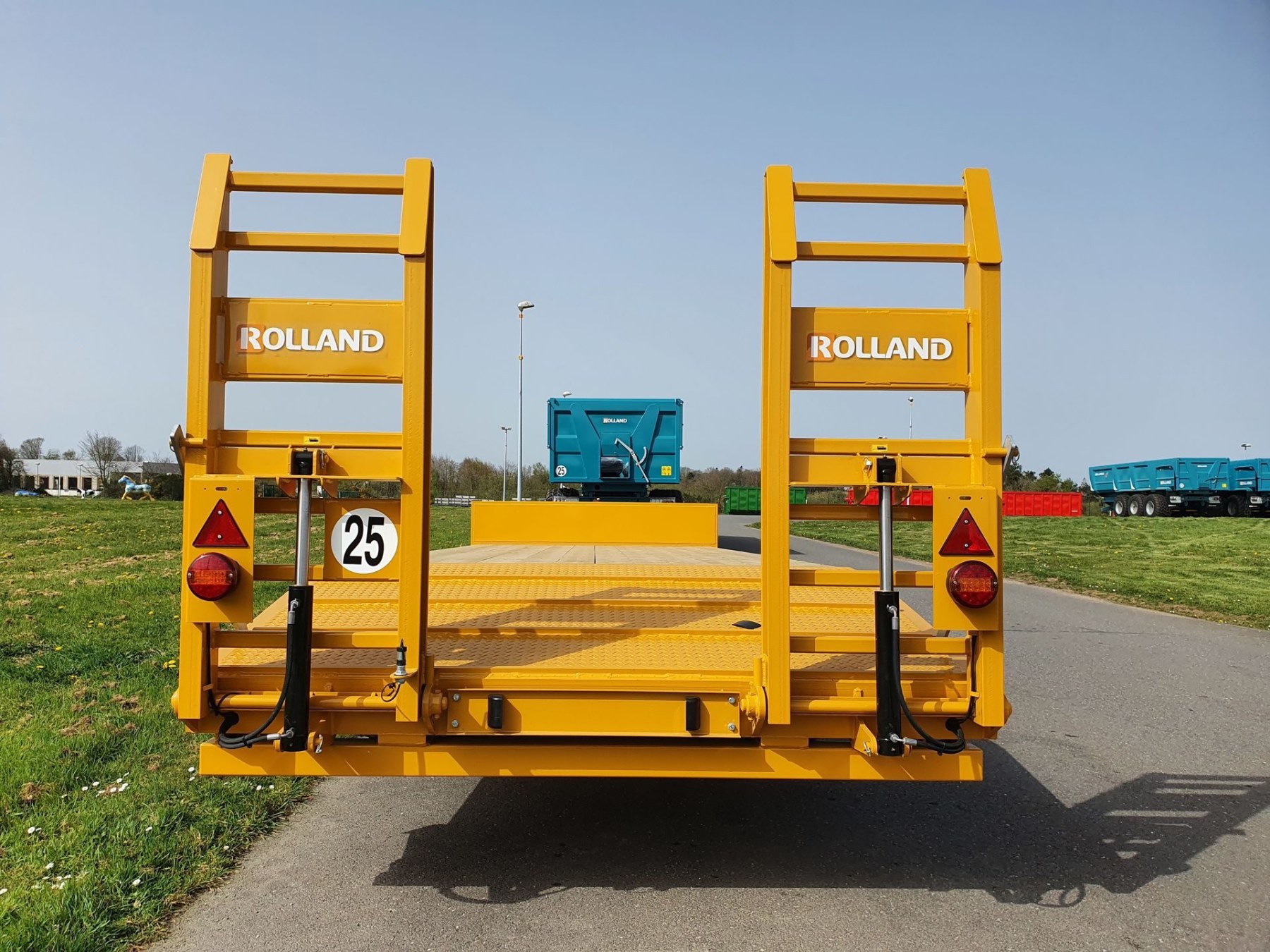 porte-engins-pe-150-full-l_in01