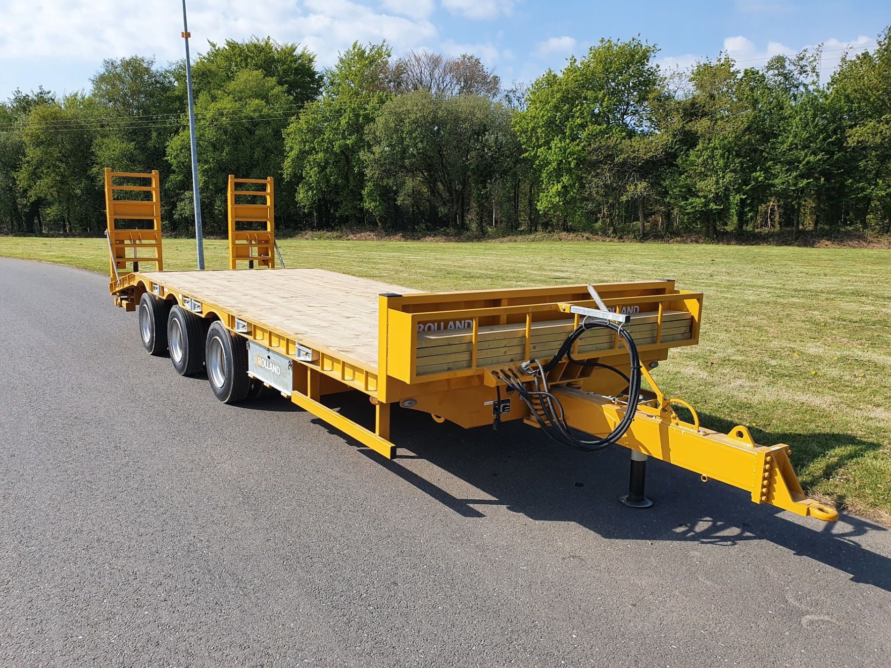 porte-engins-pe-220-full-l_out02