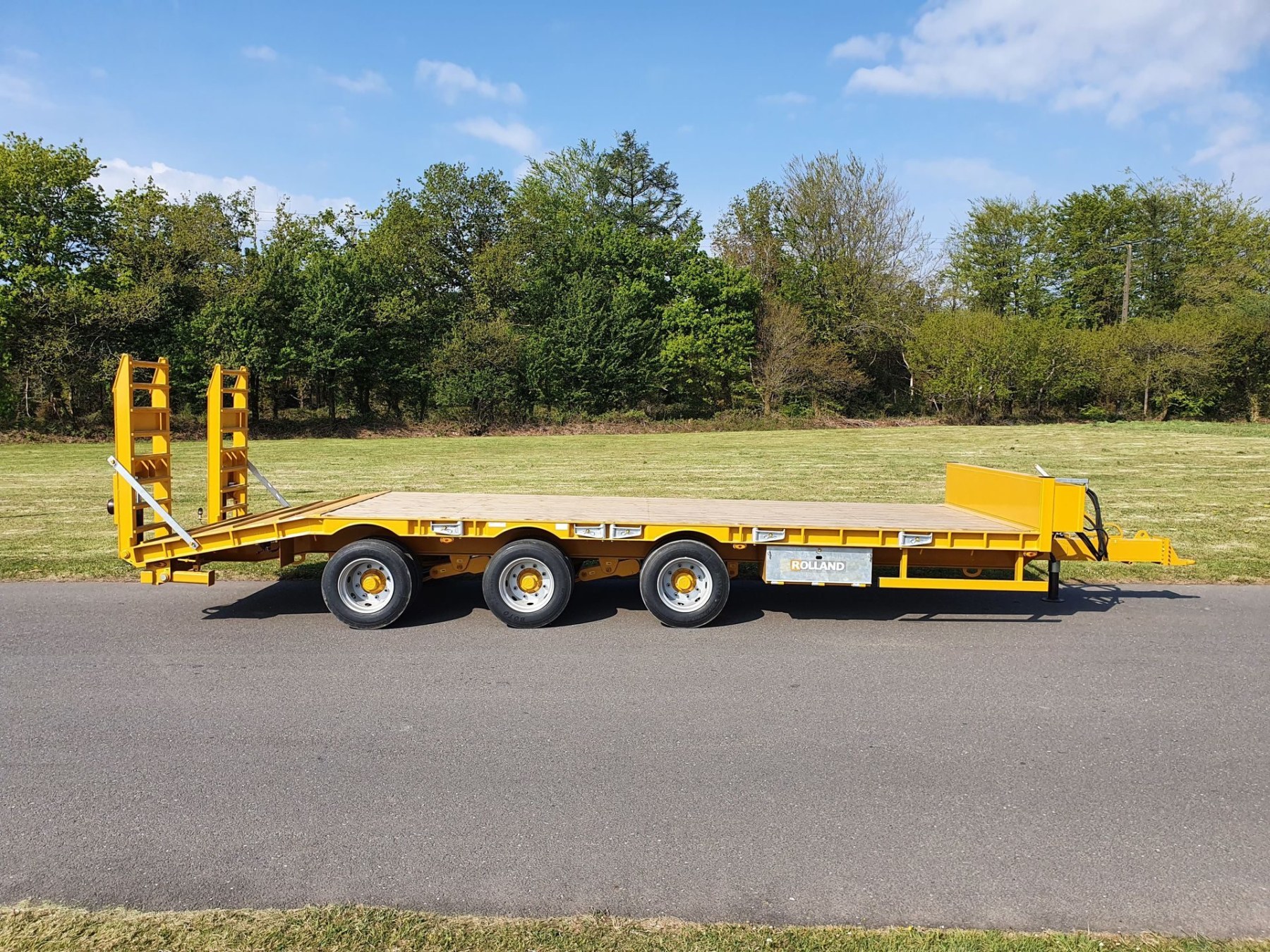 porte-engins-pe-220-full-l_out03