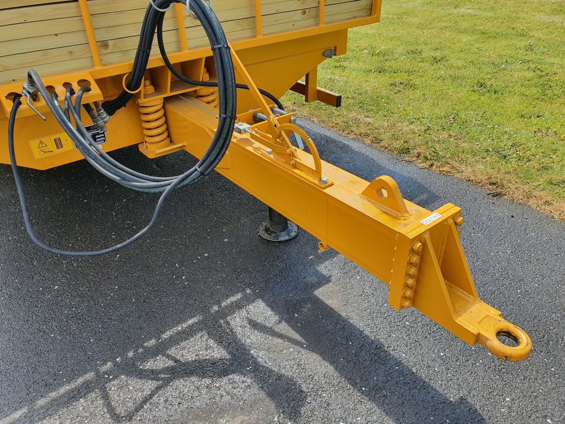 porte-engins-pe-320-l-full-l_in03